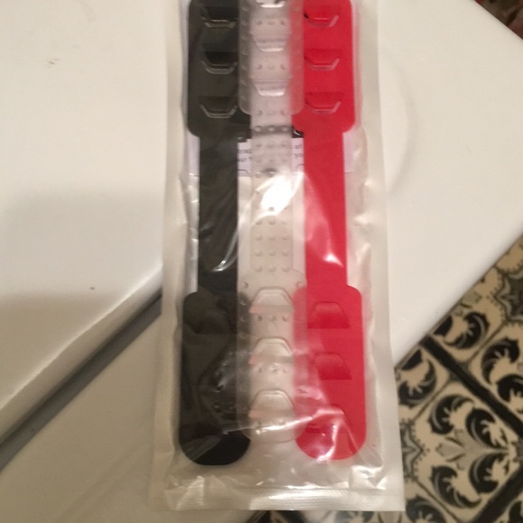 Mask Comfort Clip - Picture 2 of 2